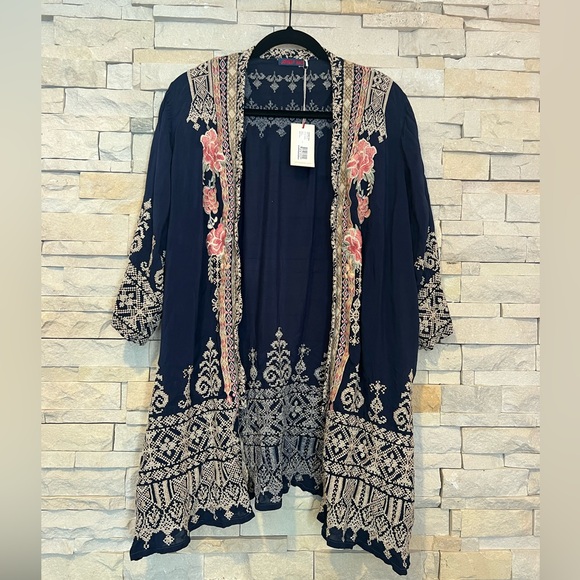 Johnny Was EUC Helena Kimono, Floral Embroidered size Medium - Picture 2 of 13
